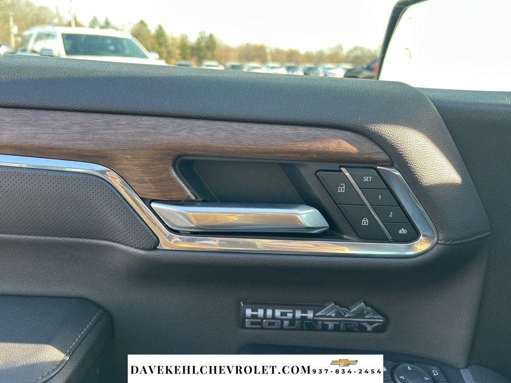 used 2023 Chevrolet Silverado 1500 car, priced at $39,980