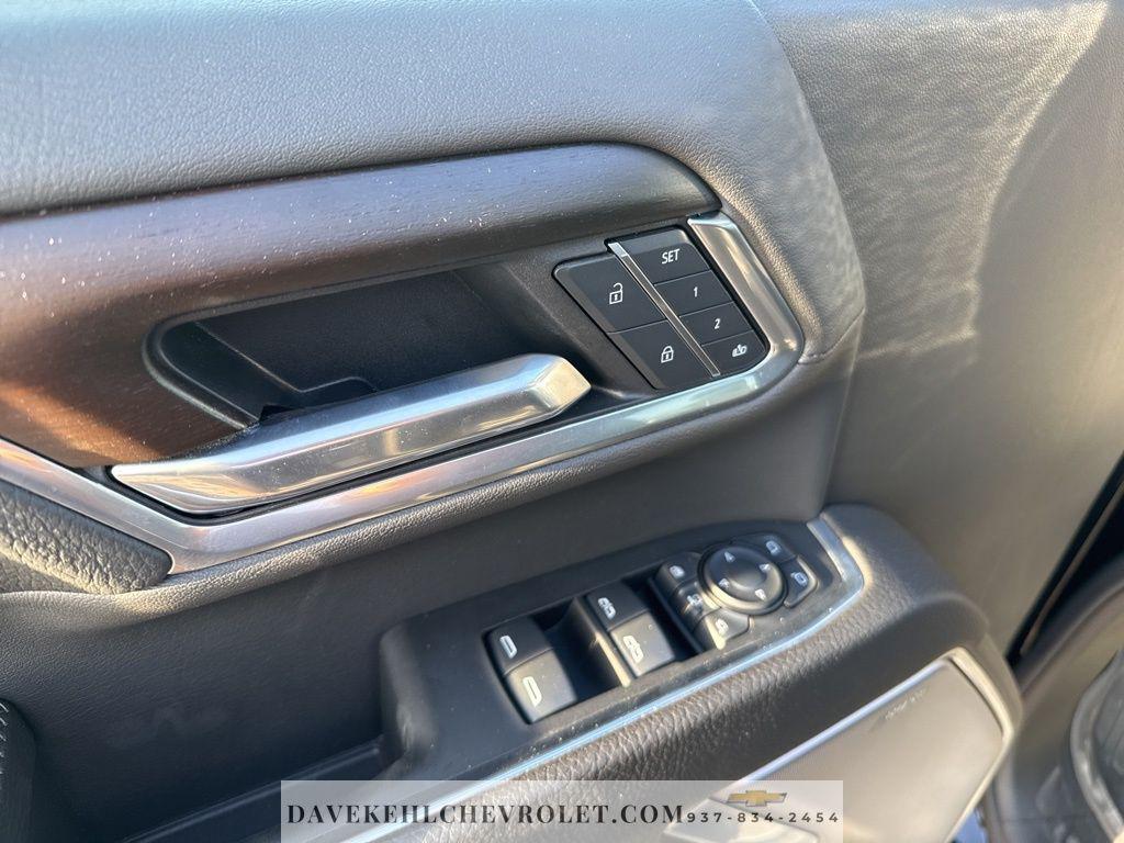 used 2025 GMC Sierra 2500 car, priced at $63,980