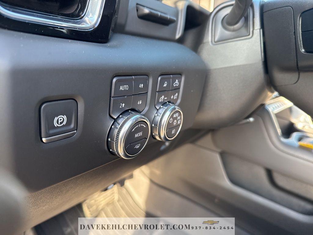 used 2025 GMC Sierra 2500 car, priced at $63,980