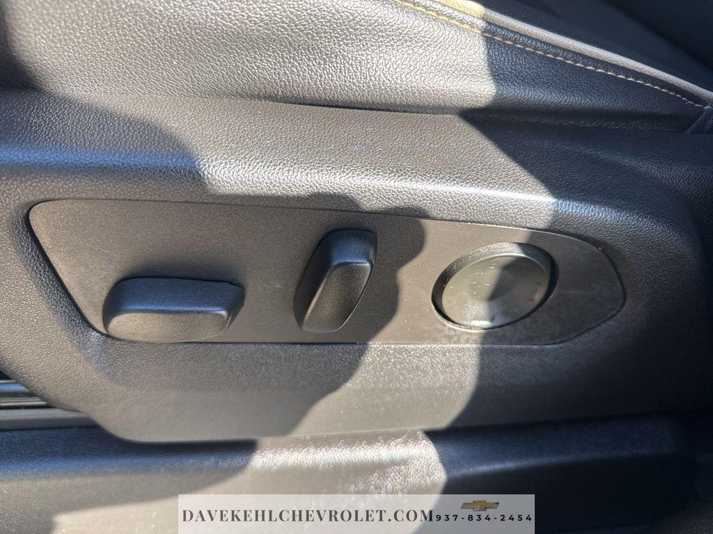 used 2021 GMC Yukon XL car, priced at $46,980