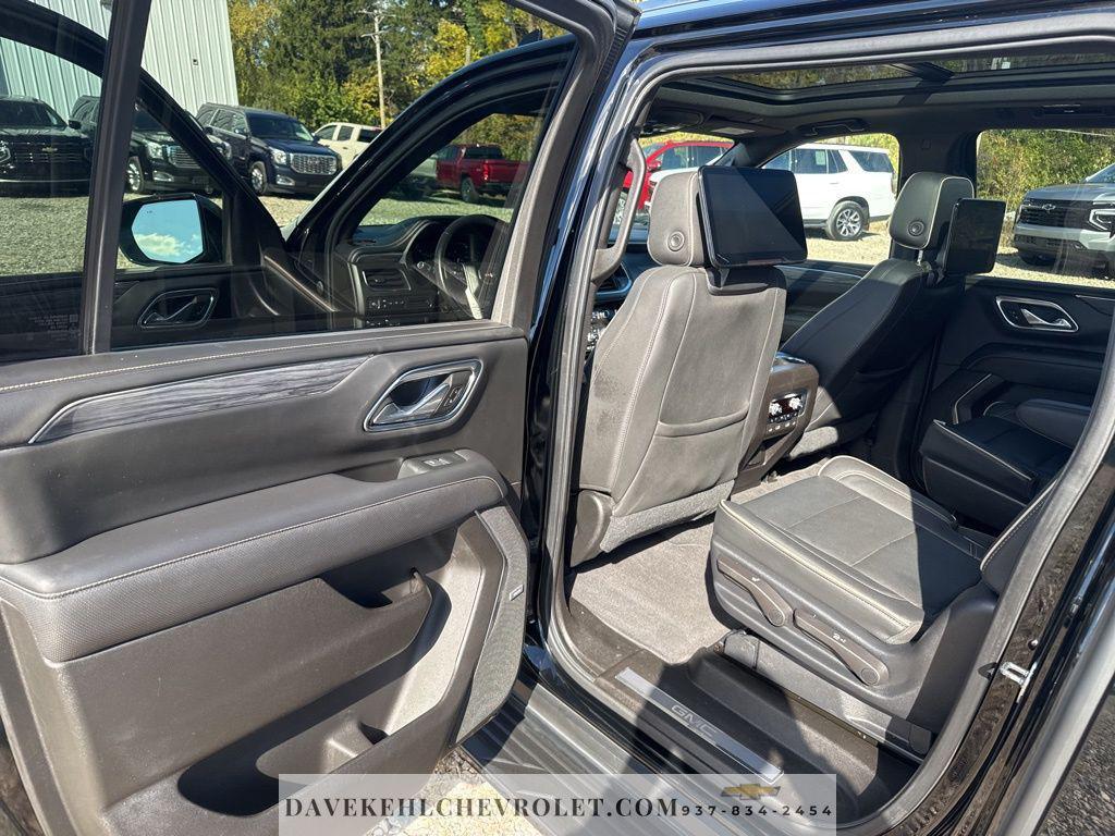 used 2021 GMC Yukon XL car, priced at $46,980