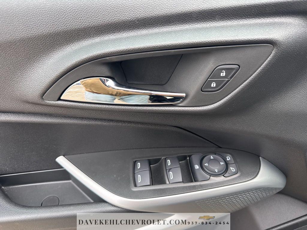 used 2025 Chevrolet Trax car, priced at $22,980