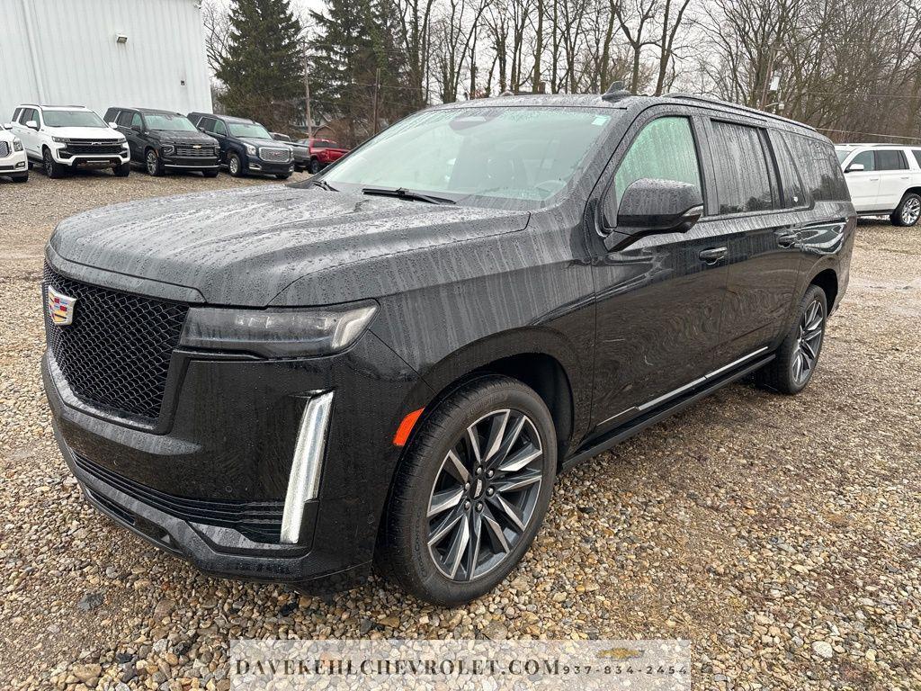 used 2022 Cadillac Escalade ESV car, priced at $57,980