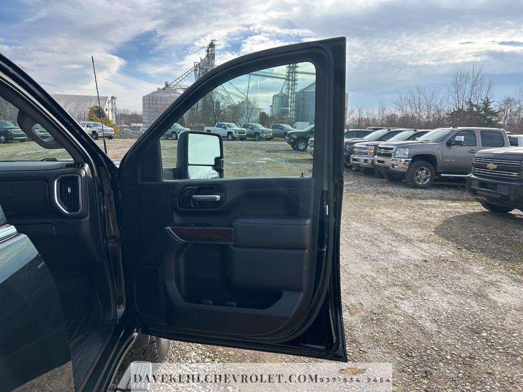 used 2022 GMC Sierra 2500 car, priced at $53,980