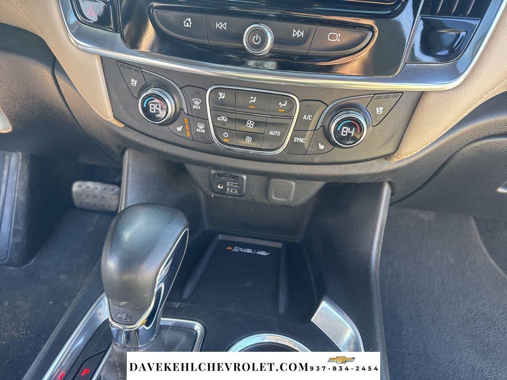 used 2023 Chevrolet Traverse car, priced at $31,980