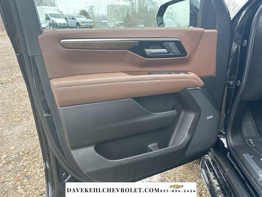 used 2025 Chevrolet Tahoe car, priced at $77,980