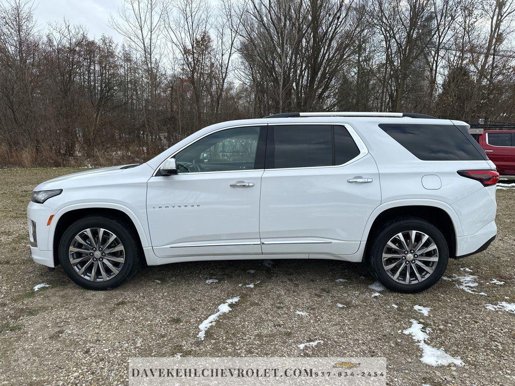 used 2023 Chevrolet Traverse car, priced at $35,980