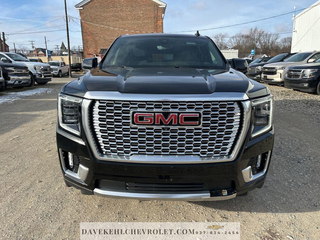 used 2021 GMC Yukon XL car, priced at $41,980