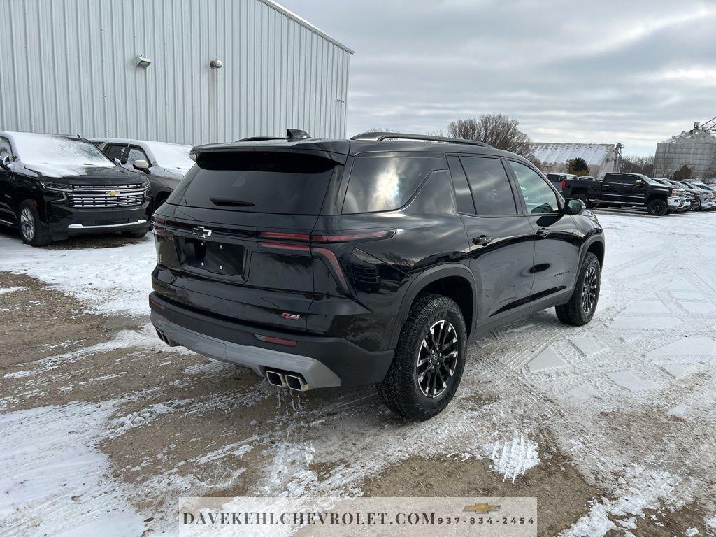 used 2025 Chevrolet Traverse car, priced at $43,980