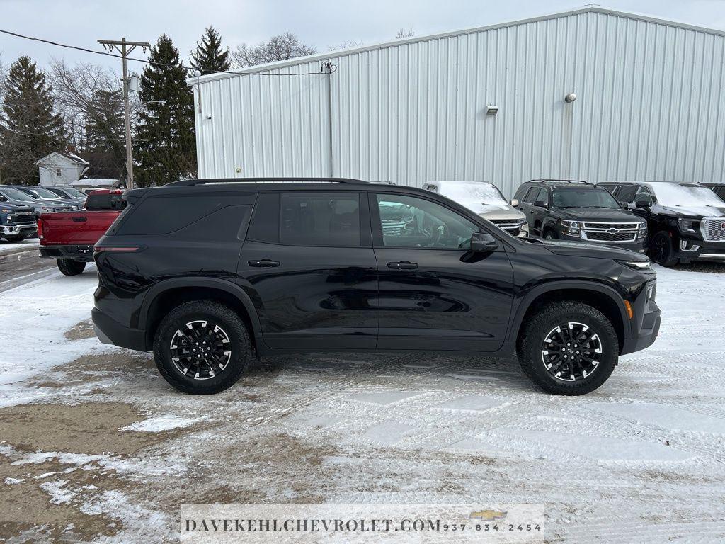 used 2025 Chevrolet Traverse car, priced at $43,980