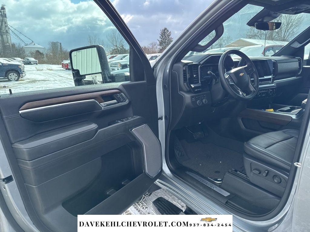 used 2024 Chevrolet Silverado 3500 car, priced at $70,980