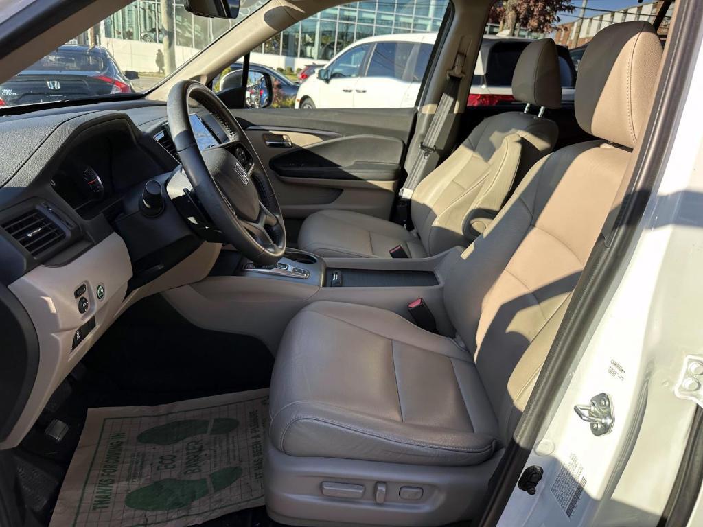 used 2022 Honda Pilot car, priced at $31,588