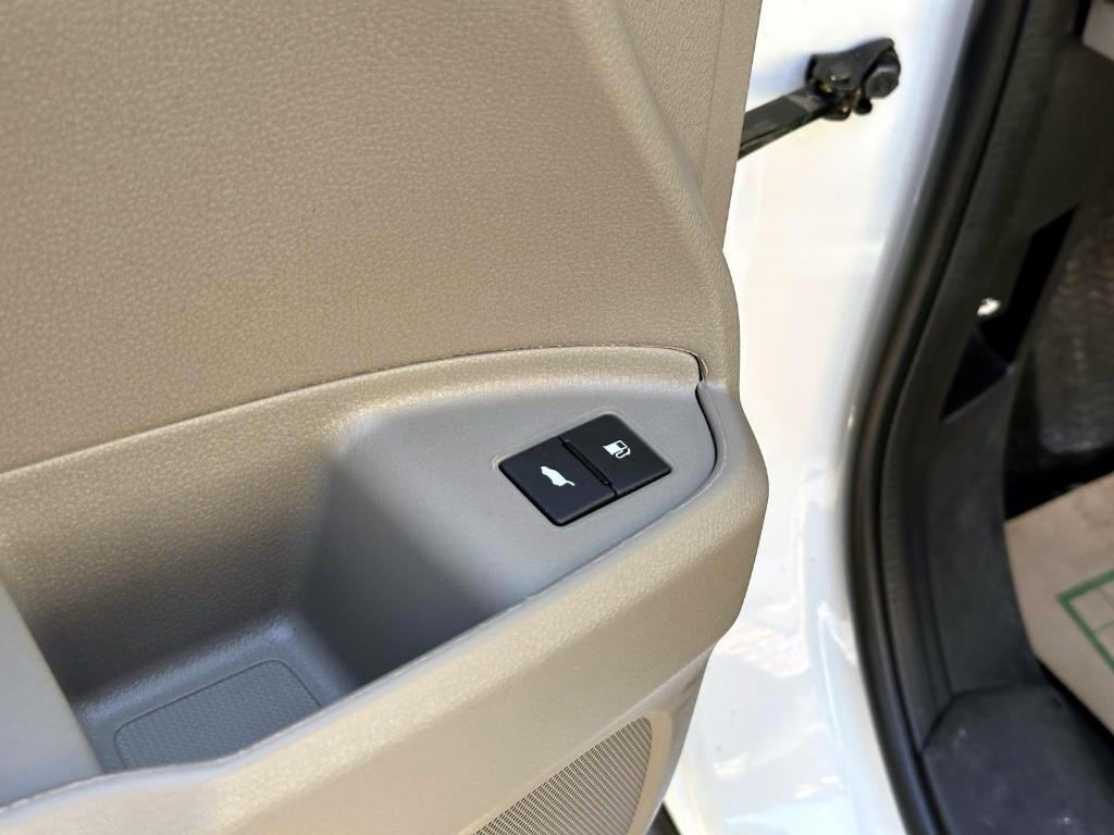 used 2022 Honda Pilot car, priced at $31,588