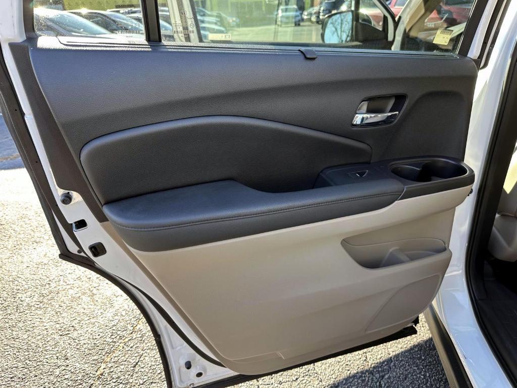 used 2022 Honda Pilot car, priced at $31,588