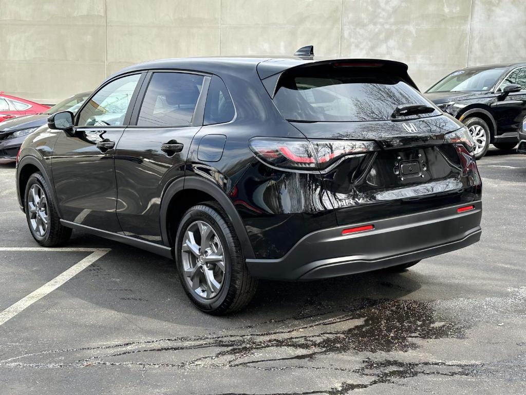 used 2026 Honda HR-V car, priced at $26,999