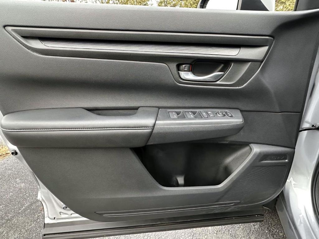 used 2023 Honda CR-V car, priced at $26,888