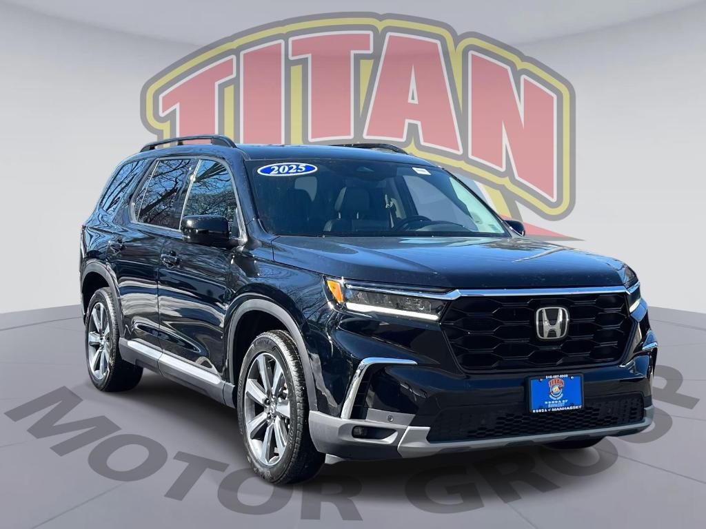 used 2025 Honda Pilot car, priced at $44,999