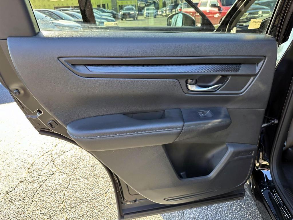 used 2024 Honda CR-V car, priced at $28,999