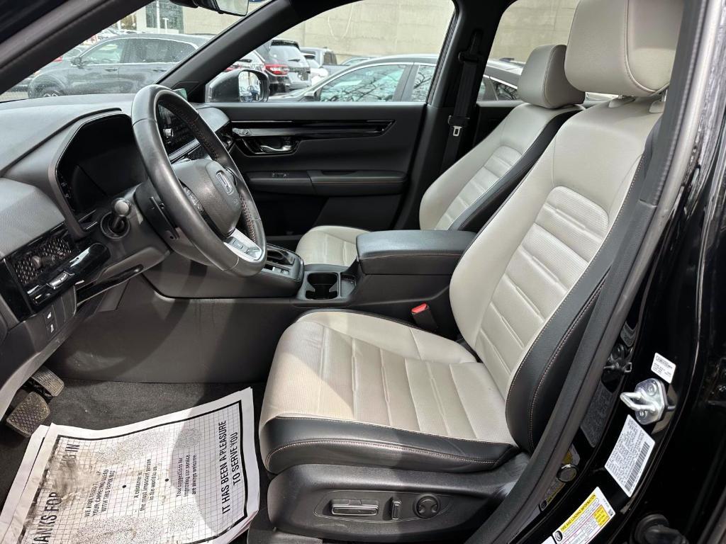 used 2024 Honda CR-V Hybrid car, priced at $30,999