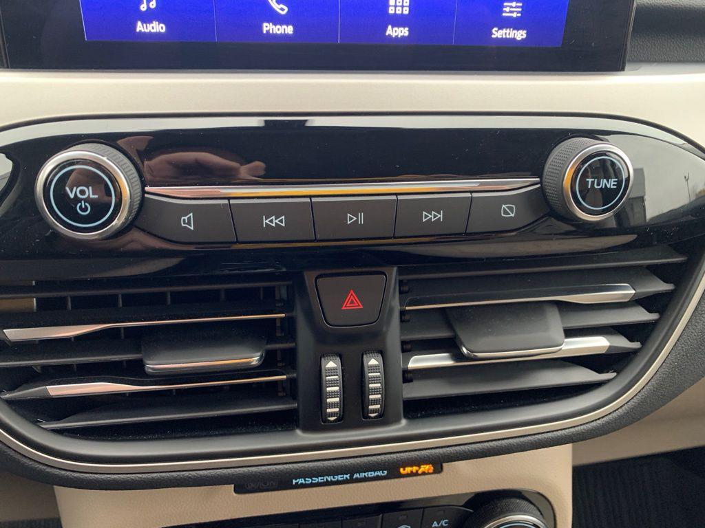 used 2022 Ford Escape car, priced at $19,307