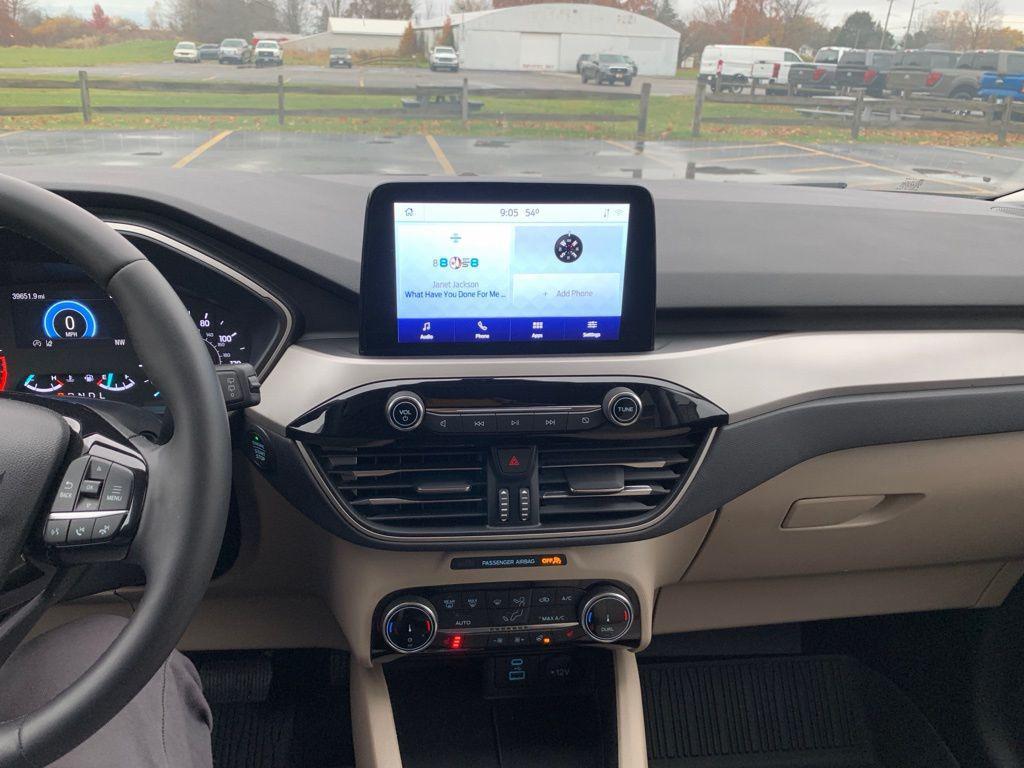 used 2022 Ford Escape car, priced at $19,307