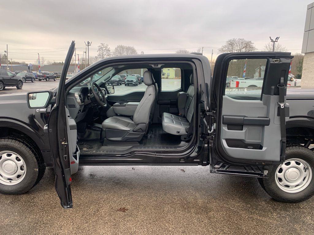 used 2021 Ford F-150 car, priced at $21,000