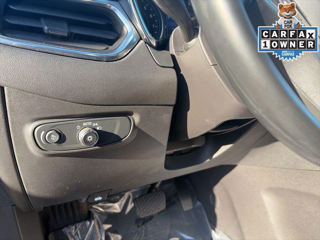 used 2024 Chevrolet Equinox car, priced at $25,309