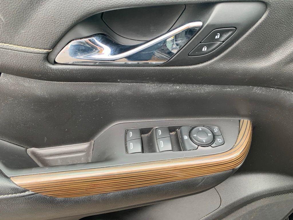 used 2019 GMC Acadia car, priced at $18,095