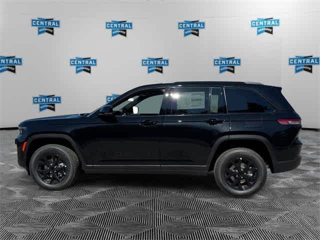 new 2025 Jeep Grand Cherokee car, priced at $46,730