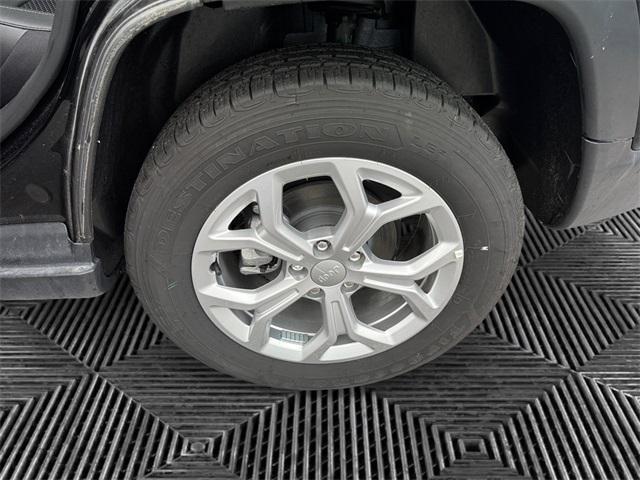 used 2024 Jeep Compass car, priced at $29,984
