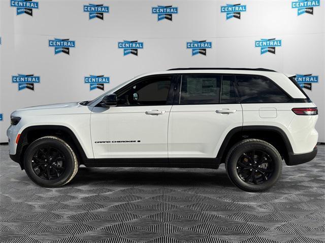 new 2025 Jeep Grand Cherokee car, priced at $46,135