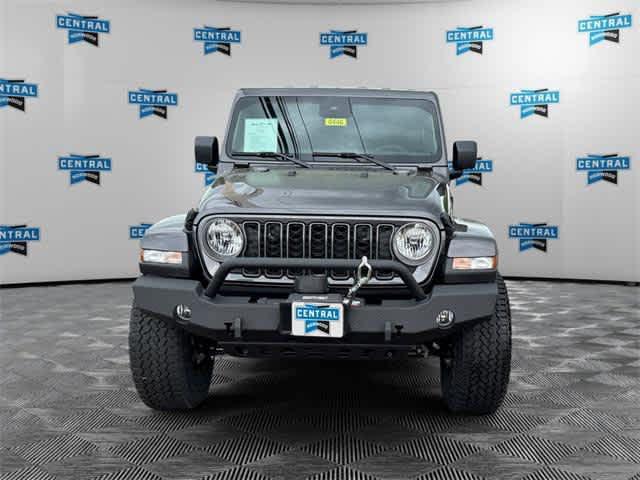 new 2025 Jeep Gladiator car, priced at $49,950
