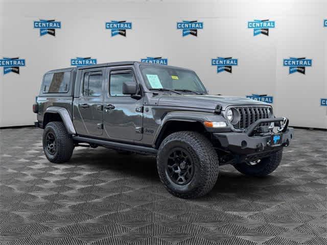 new 2025 Jeep Gladiator car, priced at $49,950