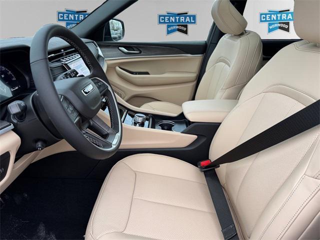 new 2025 Jeep Grand Cherokee L car, priced at $55,535