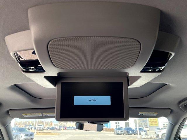 used 2022 Honda Pilot car, priced at $31,975