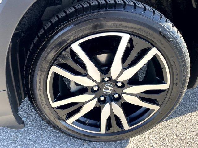 used 2022 Honda Pilot car, priced at $31,975