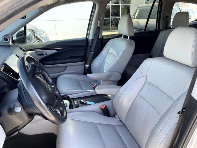 used 2022 Honda Pilot car, priced at $31,975