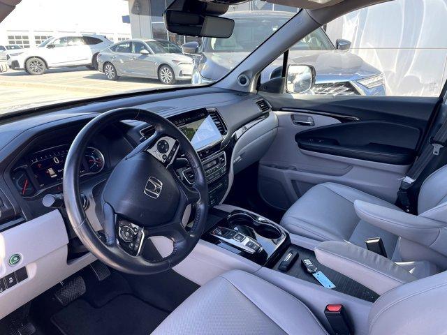 used 2022 Honda Pilot car, priced at $31,975