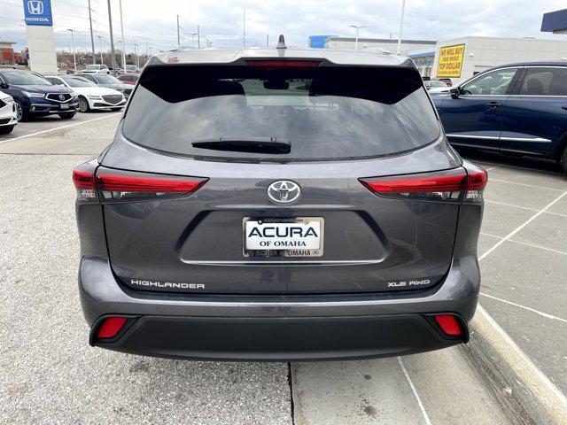 used 2020 Toyota Highlander car, priced at $29,998