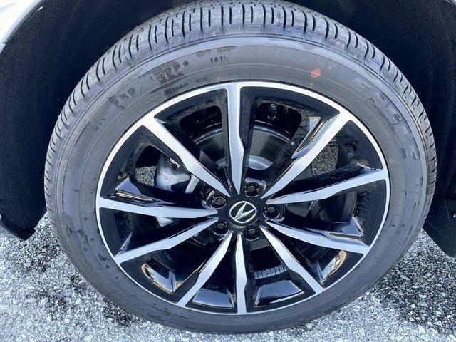 new 2026 Acura RDX car, priced at $56,900