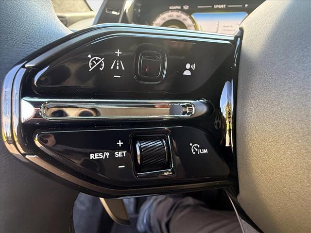 used 2025 Aston Martin Vantage car, priced at $197,495