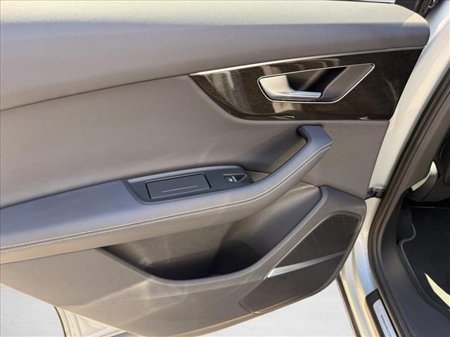 used 2025 Audi Q7 car, priced at $42,328
