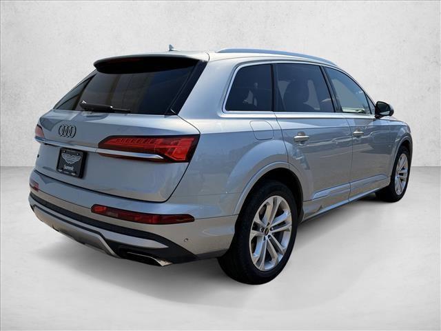 used 2025 Audi Q7 car, priced at $42,328