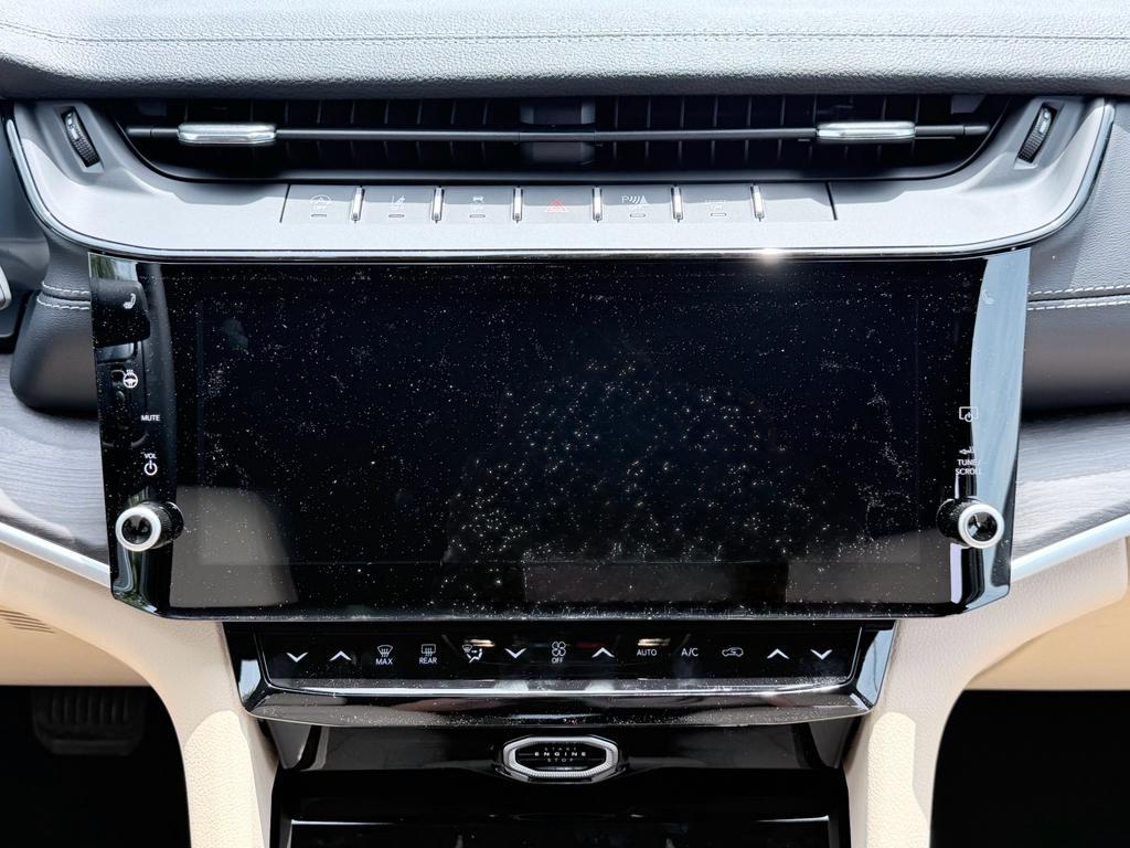 new 2026 Jeep Grand Cherokee L car, priced at $46,427