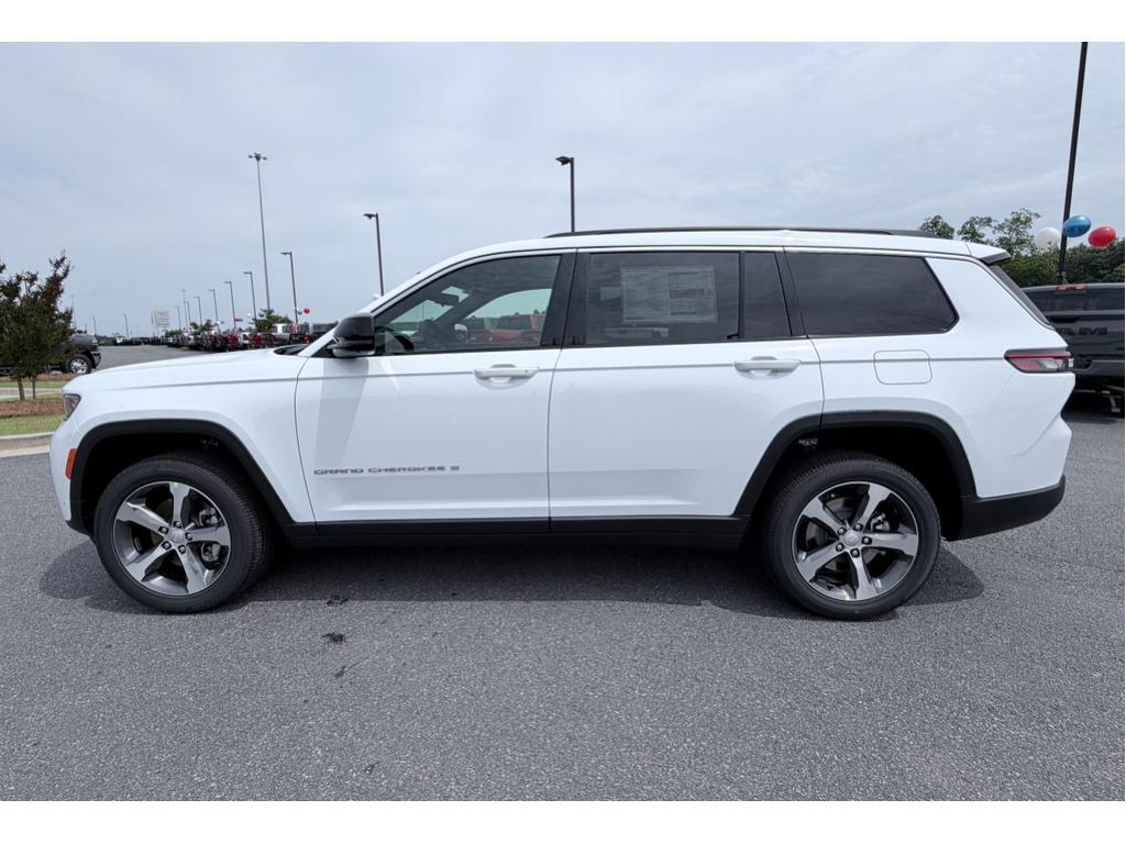 new 2026 Jeep Grand Cherokee L car, priced at $46,427