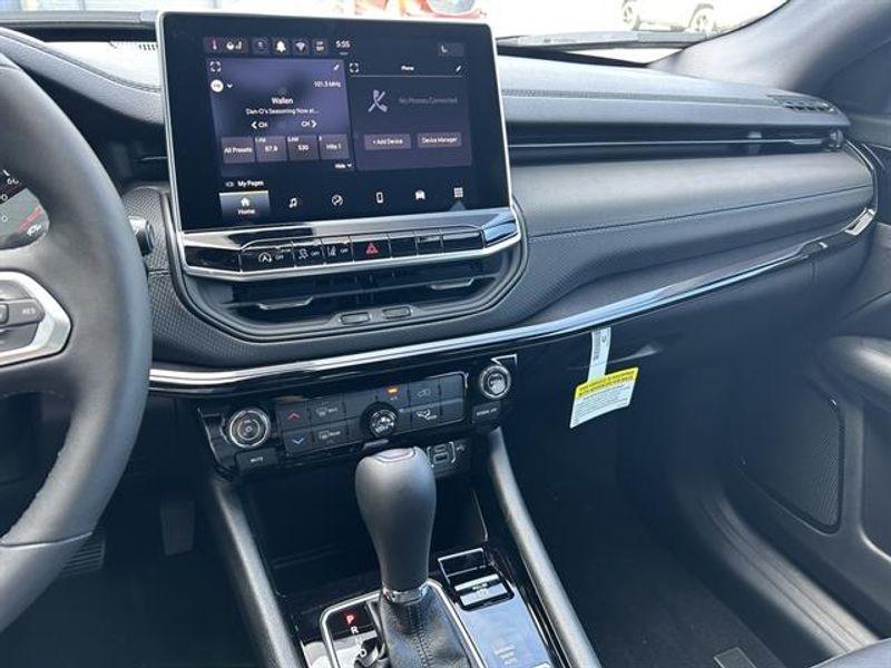 new 2026 Jeep Compass car, priced at $29,147