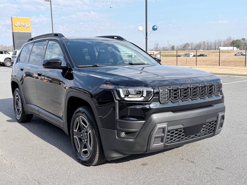 new 2026 Jeep Cherokee car, priced at $43,085