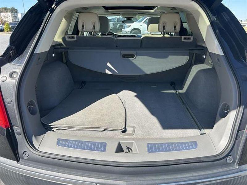 used 2017 Cadillac XT5 car, priced at $14,900