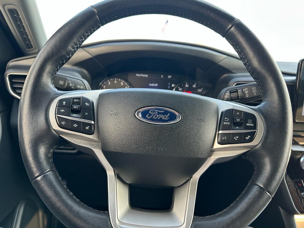 used 2023 Ford Explorer car, priced at $29,900