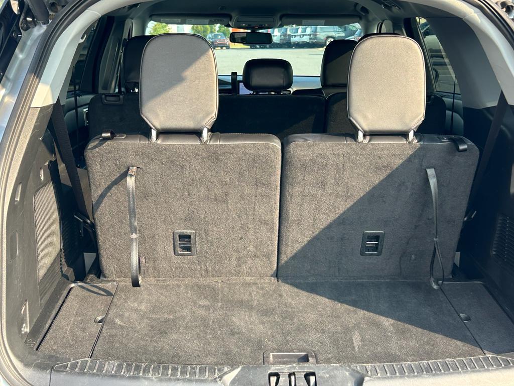 used 2023 Ford Explorer car, priced at $29,900